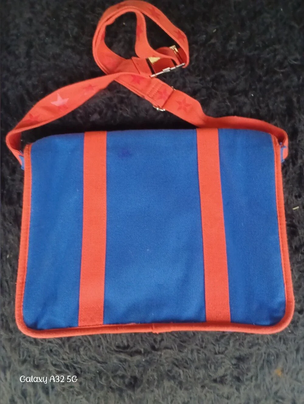 Marvel Captain America The First Avenger Blue/Red Messenger Bag